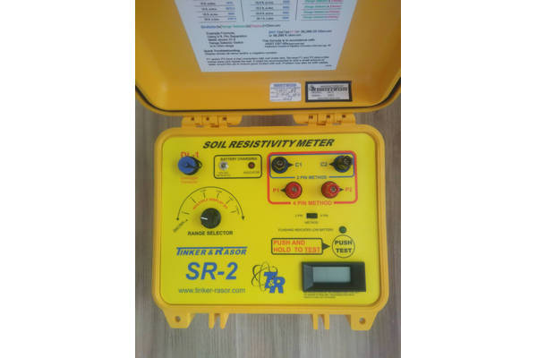 土壤电阻率测试仪
